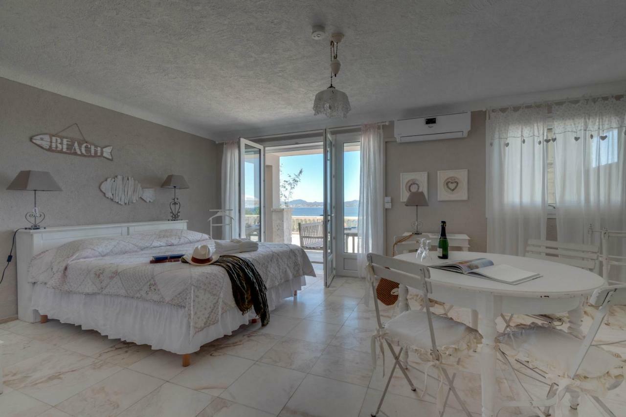 Mer du Mer Roquebrune-sur Argens Extérieur photo